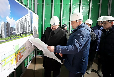 Субботин ознакомился с ходом строительства нового корпуса Витебской областной больницы