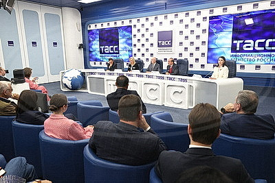 В Москве стартовал международный медиатур "Дорогами Победы"