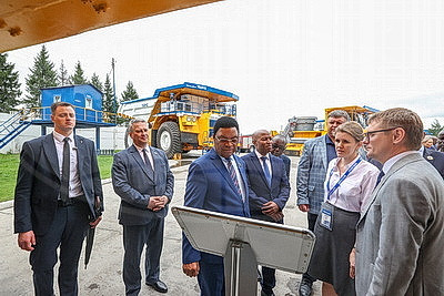Делегация Танзании посетила БЕЛАЗ