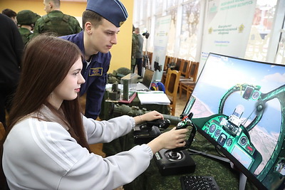 Военная академия провела выездной день открытых дверей в Могилеве
