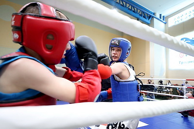 Открытый чемпионат по кикбоксингу и таиландскому боксу собрал в Гродно около 80 спортсменов