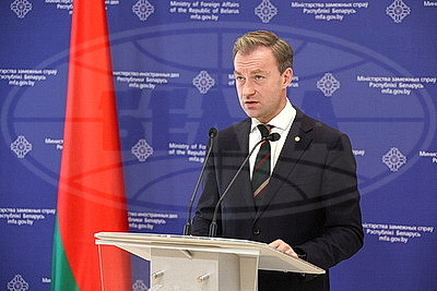 МИД: Беларусь приветствует решение Польши о возобновлении работы закрытых ранее двух пунктов пропуска