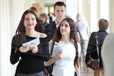 ЦТ по второму профильному предмету сдают около 32,7 тыс. абитуриентов