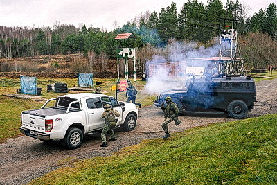 Один день в экипировке: как журналисты и блогеры Могилевщины познакомились с работой ОМОНа изнутри