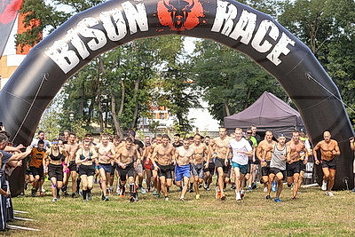 В Бресте прошел экстремальный забег Bison Race