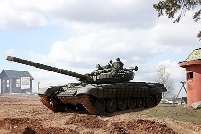 Ходовую копию танка Т-34 создают на "Линии Сталина"