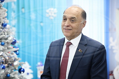 Вольфович: участие в акции "Наши дети" помогает нам стать добрее