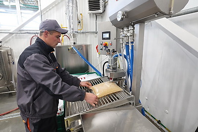 Предприятие по производству соков прямого отжима открылось в Шарковщине