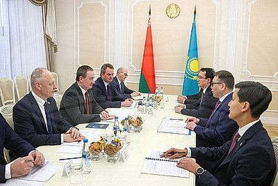 Беларусь и Казахстан планируют в ближайшее время достичь товарооборота в $1 млрд