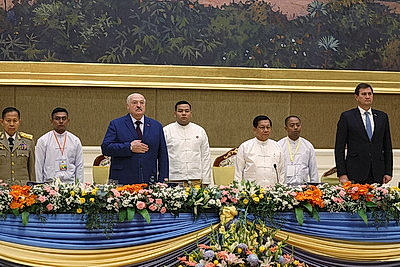 Высадка дерева удачи и храмовый комплекс Будды. Визит Лукашенко в Мьянму завершился культурной программой