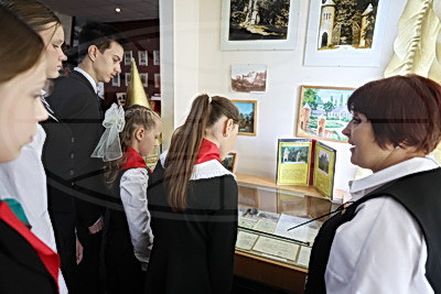 Единый урок, посвященный Дню народного единства, проводится в школах страны