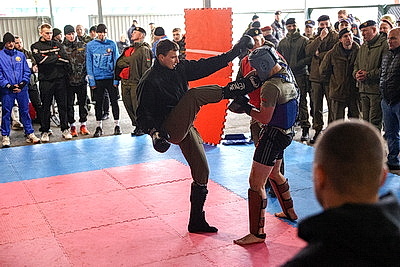 Более 50 сотрудников белорусской милиции в Горанях завоевали право ношения черного берета