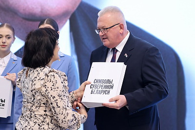 "Беларусь выбирает": в Минске прошла презентация книг