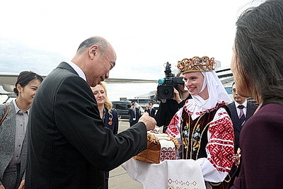 Вице-премьер Госсовета КНР прибыл с визитом в Беларусь