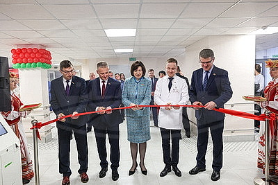 В столичном микрорайоне Лошица открыли новую детскую поликлинику