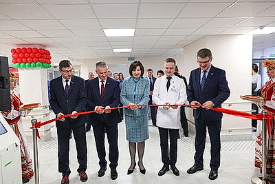 В столичном микрорайоне Лошица открыли новую детскую поликлинику