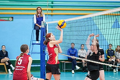 В Могилеве стартовали республиканские соревнования детско-юношеской лиги "Мяч над сеткой"