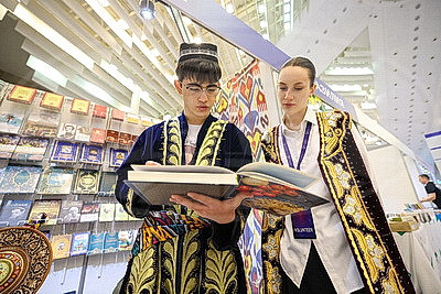 Искусство книги, творческие встречи. В Минске проходит международная книжная выставка-ярмарка