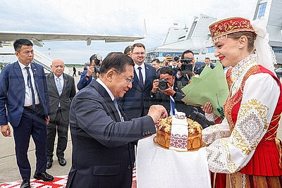 Президент Мьянмы Мин Аун Хлайн прибыл в Беларусь с официальным визитом