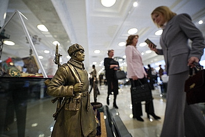 Представительницы сферы ЖКХ побывали с экскурсией во Дворце Независимости