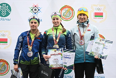 Чемпионат Беларуси по биатлону на лыжероллерах проходит в "Раубичах"