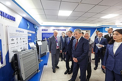 Главы правительств Беларуси и Кыргызстана посетили ОсОО "Автомаш-Радиатор"
