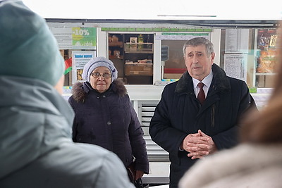 Русый о работе автолавок и сельмагов: люди должны иметь возможность купить все, что они хотят