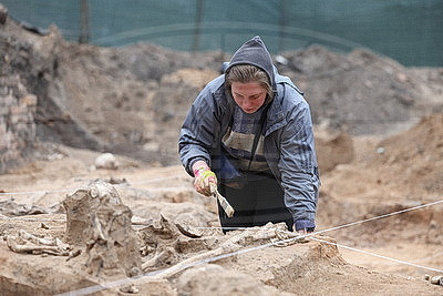 Ученые исследуют старинное кладбище в центре Гродно