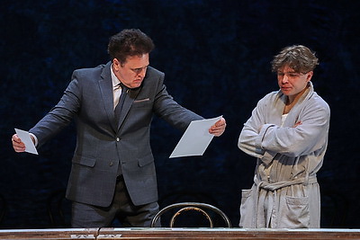 Нижегородский государственный академический театр драмы им.М.Горького представил в Минске спектакль "Ревизор"