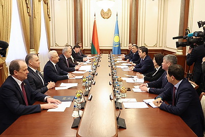 Сергеенко на встрече с делегацией Казахстана отметил роль парламентариев в продвижении объединительной повестки