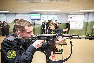 Замминистра о колледже МВД: выпускники получат образование юриста и звание лейтенанта милиции