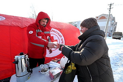 Мобильный пункт обогрева Красного Креста работает в Витебске