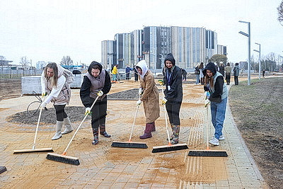 "Минск - молодежная столица Беларуси 2026": трудовая акция на строительстве Национального исторического музея