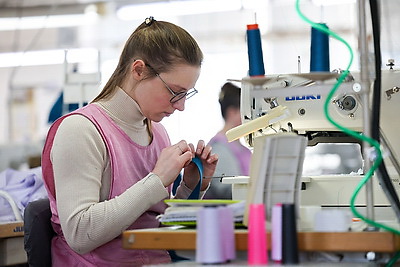 Одно из самых "женских" предприятий страны: швейная фабрика в Дзержинске
