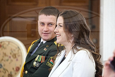 Главная сила - любовь. В Гродно устроили прием в честь Дня матери и Дня отца