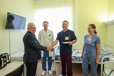 Новые палаты для ветеранов войн и труда открыли в Минском НПЦ хирургии, трансплантологии и гематологии