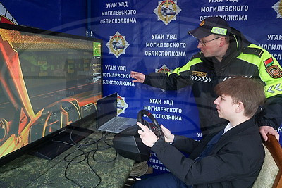 Узнать о службе и поговорить с профессионалами. Первый молодежный правоохранительный форум прошел в Могилеве