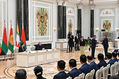 Экономика, наука, правовая помощь. По итогам переговоров лидеров Беларуси и Мьянмы подписан пакет документов