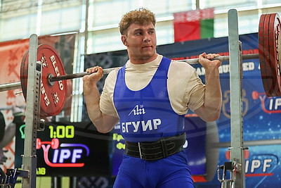 В Минске стартовал финал Республиканской универсиады по пауэрлифтингу