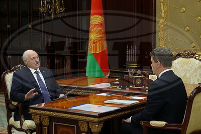Лукашенко принял с докладом председателя Мингорисполкома