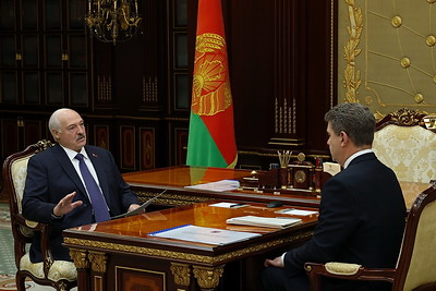 Лукашенко принял с докладом председателя Мингорисполкома