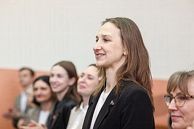 Диалоговая площадка "Женщина в профессии: учим сердцем, вдохновляем примером" прошла в гимназии №13 Минска