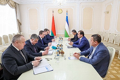 Турчин провел встречу с делегацией деловых кругов Узбекистана