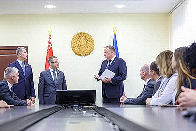 Терехов представил нового министра архитектуры и строительства коллективу ведомства