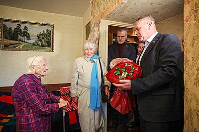 Радоваться каждому дню. 102-летняя ветеран Лидия Волкова высказала главное пожелание для всех