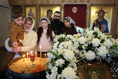 В атмосфере уюта и радости. Как православные верующие встретили Рождество Христово