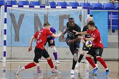 Спортсмены "Столицы" вышли вперед в финале чемпионата Беларуси по мини-футболу