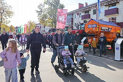 Калинковичи встречают тружеников села Гомельской области на "Дажынках-2026"