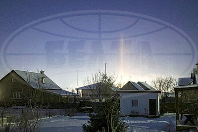 Солнечное гало и световые столбы увидели в небе над Беларусью