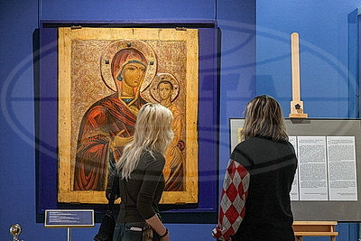 Уникальная икона "Богоматерь Одигитрия" представлена в НХМ